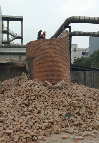 烟囱拆除，水塔拆除