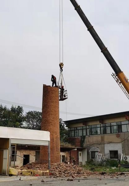 烟囱拆除，水塔拆除