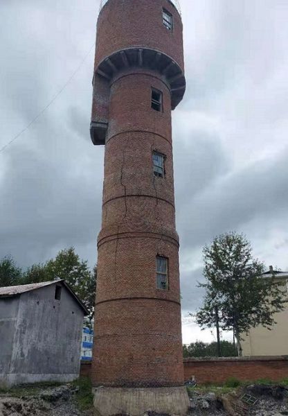 烟囱拆除，水塔拆除