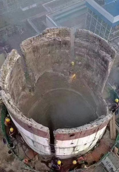 烟囱拆除，水塔拆除